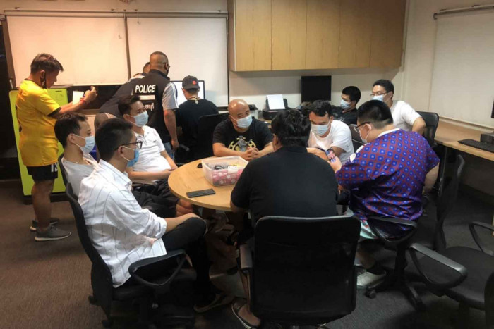 Penjudi poker ditangkap di Pattaya