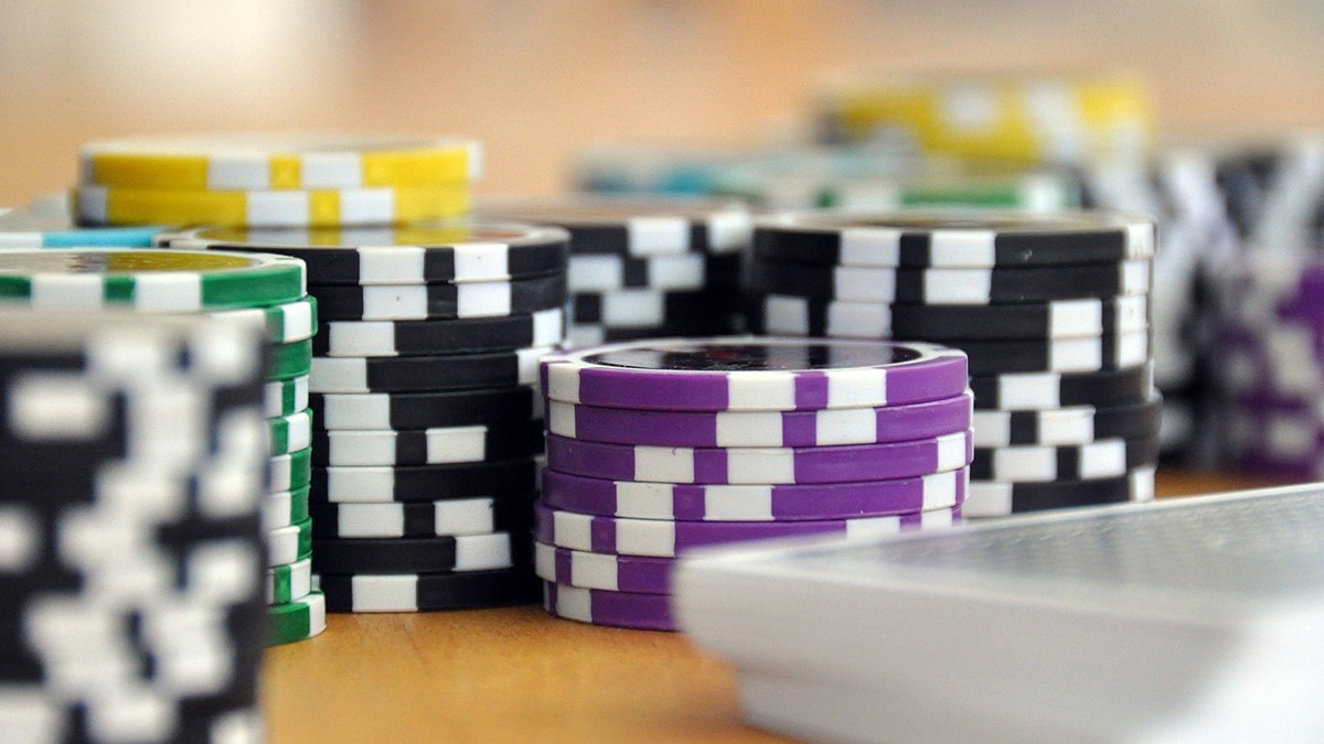 Bisakah poker langsung menjadi jawaban atas penurunan ekonomi New York?
