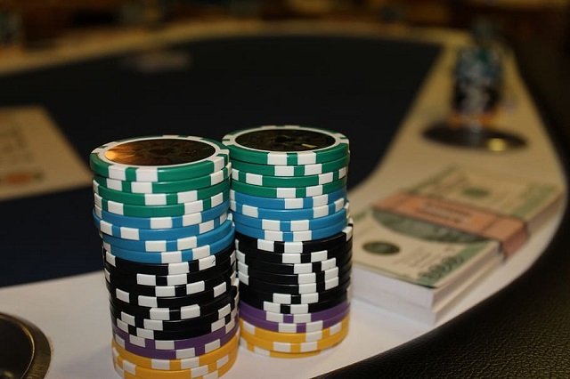 Tur Poker Midway Semua-Baru Datang ke Illinois
