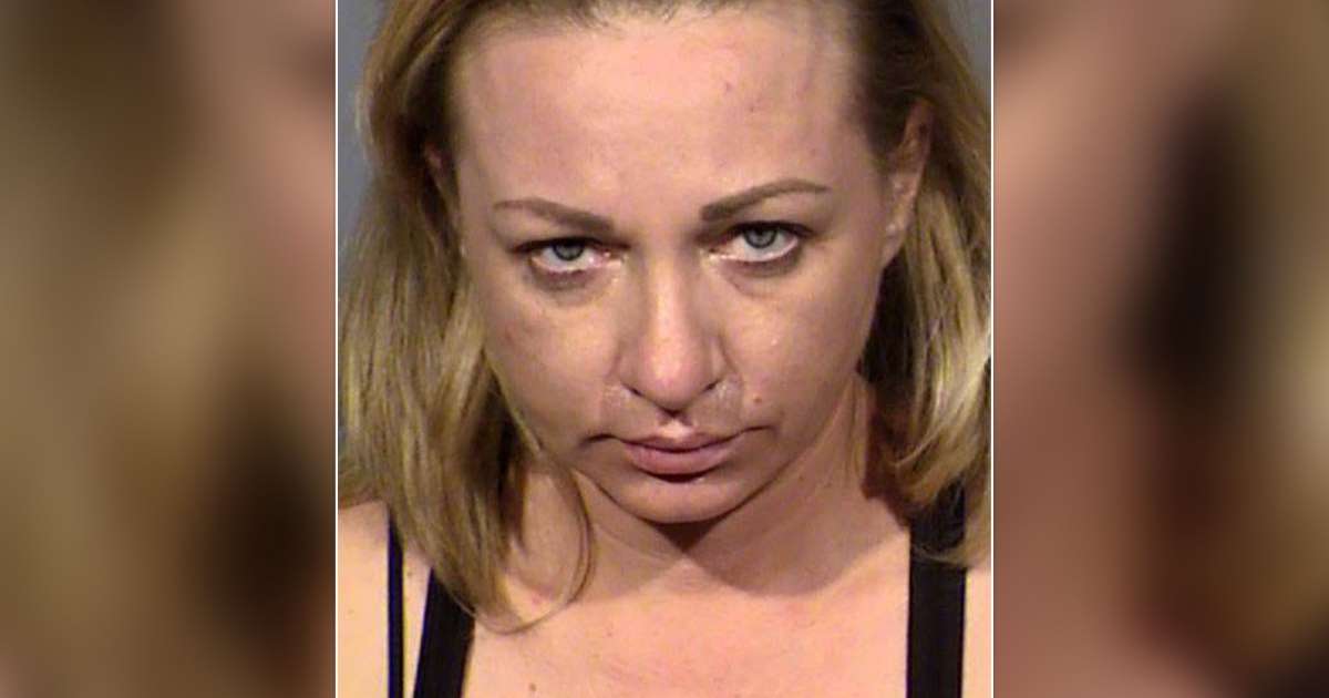 Wanita Arizona ditangkap karena diduga mencuri $ 1 juta dari bintang poker internasional