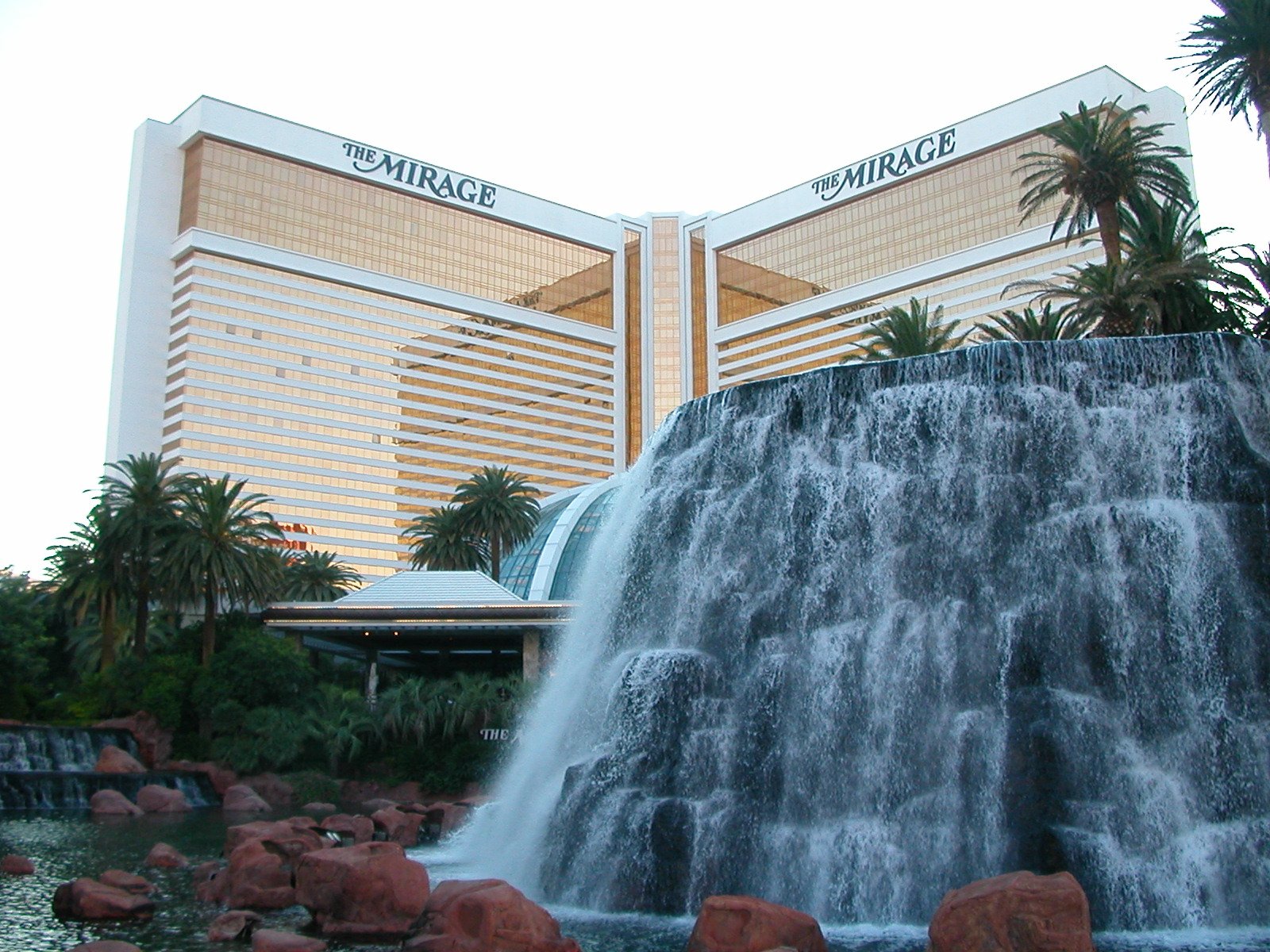 MGM Menutup Tiga Ruang Poker Vegas, Termasuk Kamar Mirage