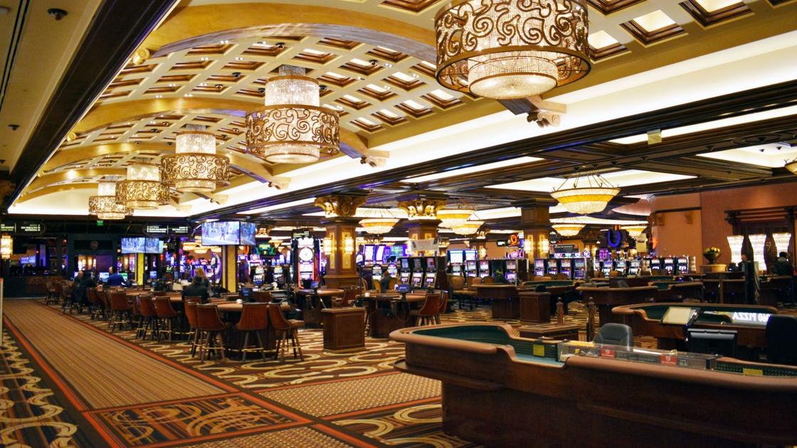 Horseshoe Casino mempekerjakan dealer saat bersiap untuk membuka kembali ruang poker | Perjudian