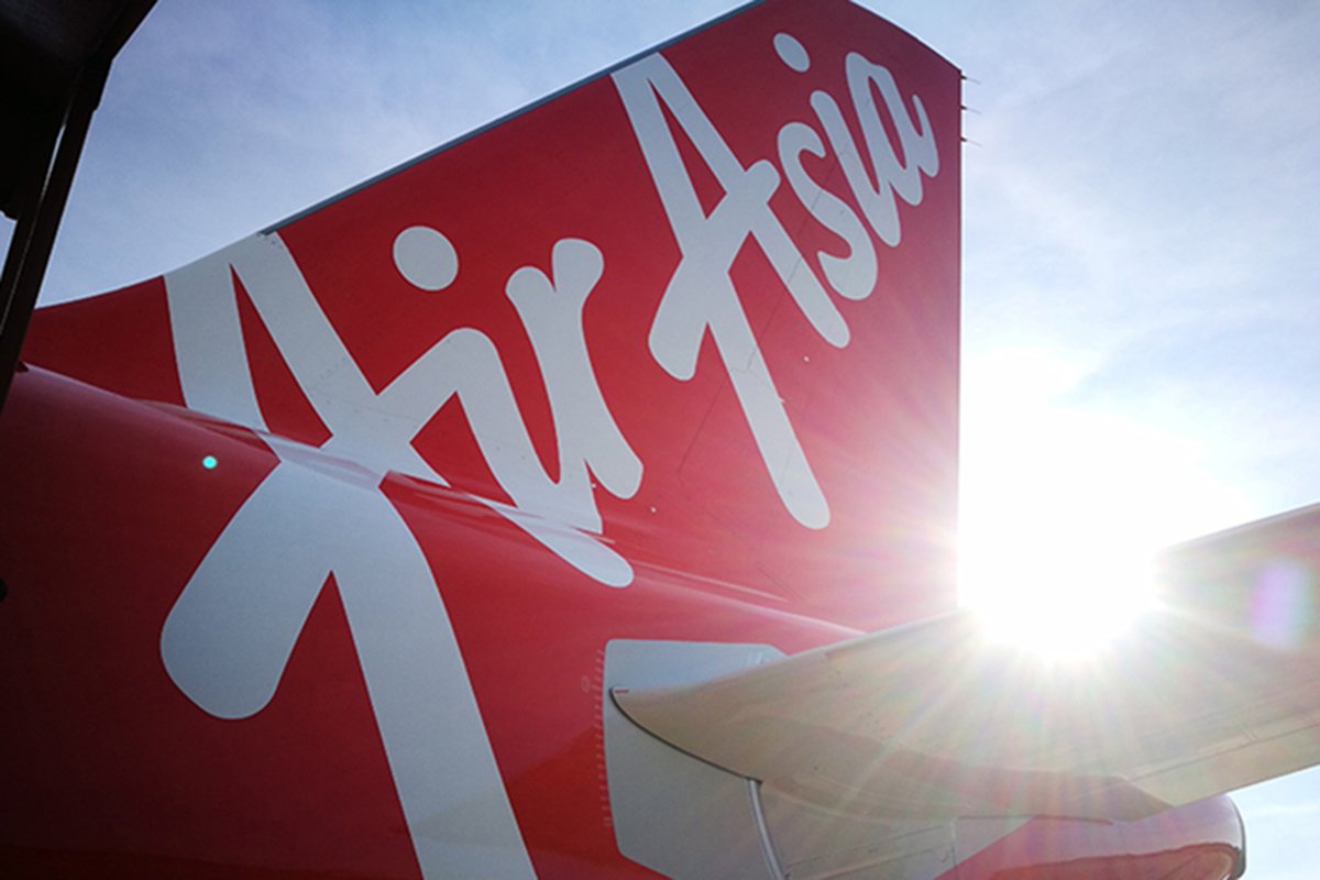 AirAsia surges a much as 16.56% after Hong Kong poker player emerges as substantial shareholder