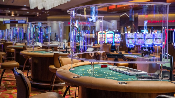 Rivers Casino Des Plaines bergerak untuk menambah 725 posisi permainan, ruang poker