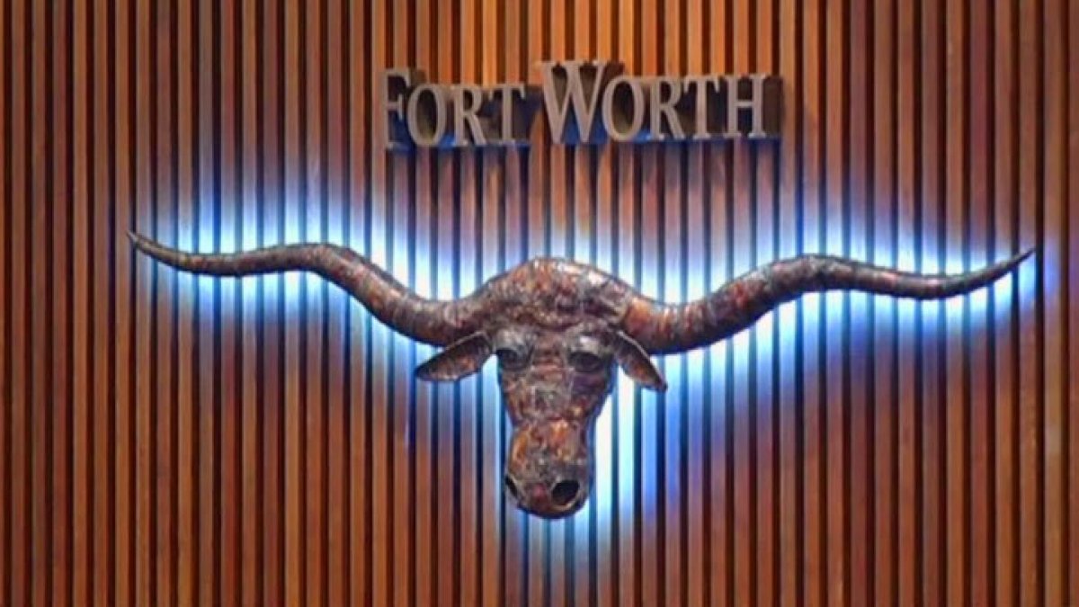 Kandidat Dewan Kota Fort Worth Bergabung dengan Warga untuk Memblokir Ruang Poker 24/7 Baru di City Mall - NBC 5 Dallas-Fort Worth