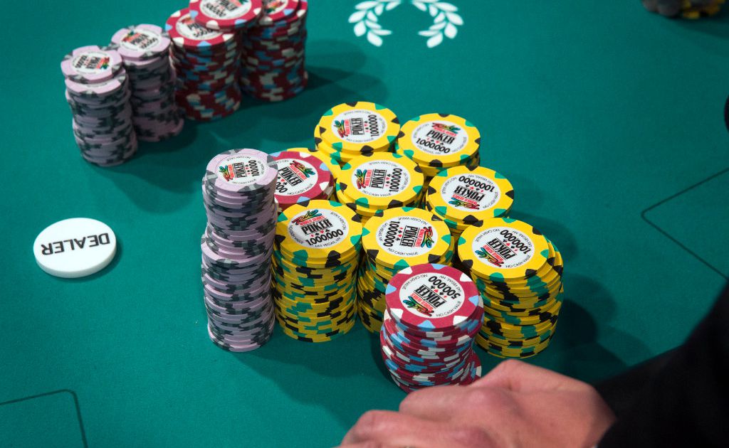 Dalam permainan berisiko tinggi reformasi kelistrikan, mari dorong semua chip poker ke tengah meja