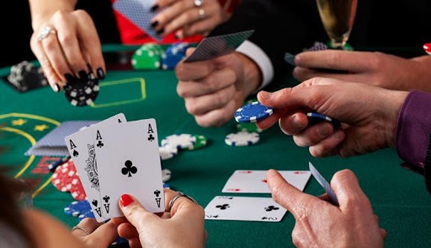 Poker Online Menawarkan Pengalaman Gaming Immersive Tidak Seperti Sebelumnya -