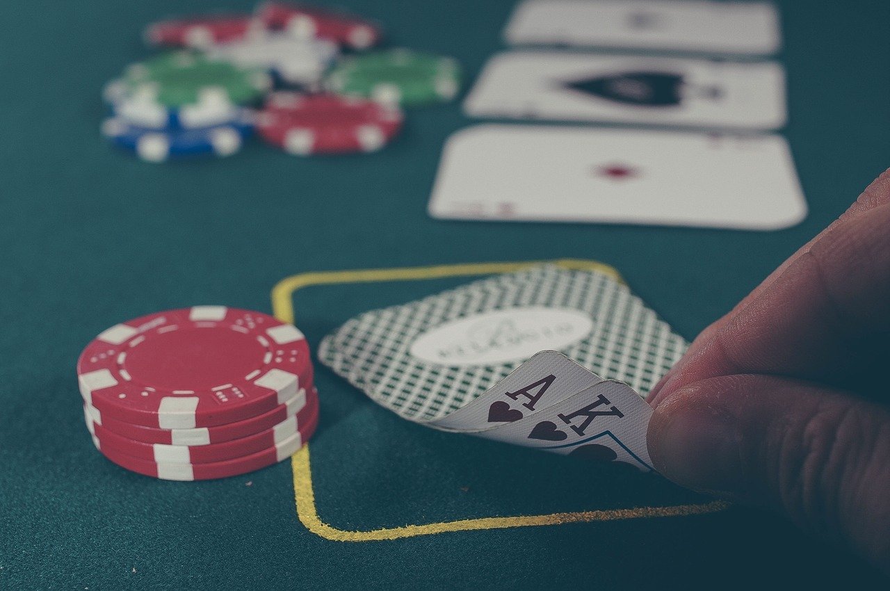Bisakah Live Blackjack mencapai Ketinggian Poker?